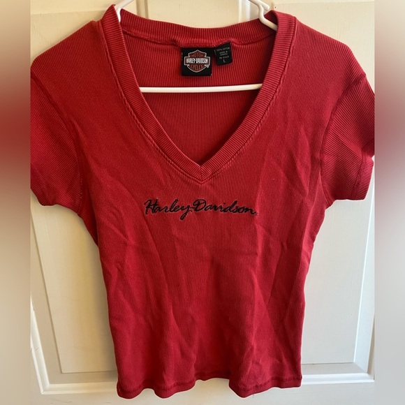 Harley Davidson Women’s Vintage Red V-neck‎ Ribbed Short Sleeve Logo Tee Size L - Picture 1 of 7
